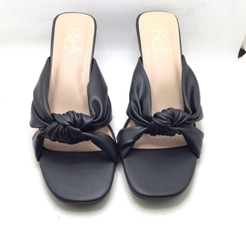 Elegant Black Women's Shoes